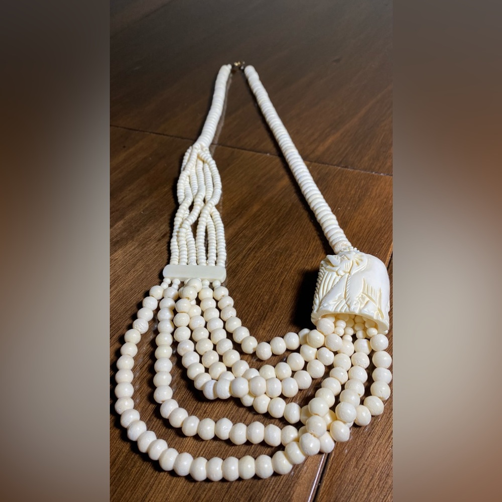 BONE Hand carved Tribal, beaded necklace. Made from bovine. Heavy,vintage 1960’s